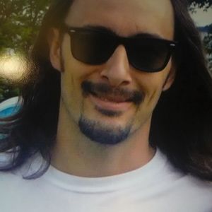 Meet your Posher, Hewie